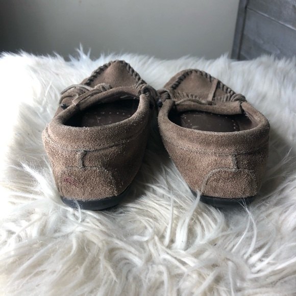 Minnetonka 6.5 suede leather moccasins slip on - Picture 4 of 6